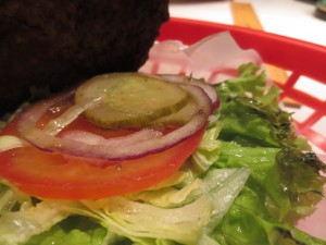 Geheimnis gelüftet: Zutaten des Hamburgers bei "Burgers Berlin"